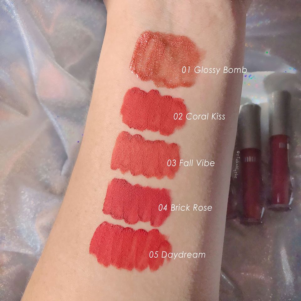 Mille, Mille รีวิว, Mille ราคา, Mille Crystal Reflection Satin Glaze Lip, Mille Crystal Reflection Satin Glaze Lip รีวิว, Mille Crystal Reflection Satin Glaze Lip ราคา, Crystal Reflection Satin Glaze Lip, Mille Crystal Reflection Satin Glaze Lip 1.7ml, Mille Crystal Reflection Satin Glaze Lip #01 Glossy Bomb, ลิปแมตต์, ลิปกลอส, ลิปสติก, ลิป