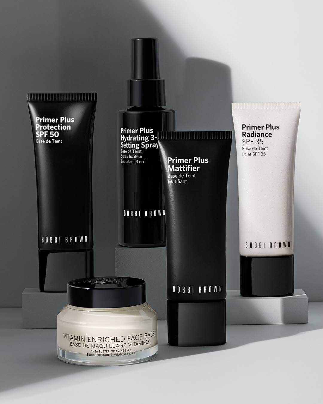 Bobbi Brown Primer Plus Mattifier ไพร์เมอร์สูตรช่วยดูดซับความมันผิว ช่วยอำพรางรูขุมขนและลดน้ำมันส่วนเกินโดยไม่ทำให้ผิวสูญเสียความชุ่มชื้น